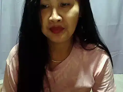 Snapshot of Sh1nbae22 chatting on June 3, 2:33 pm Sh1nbae22 online show from June 3, 2:33 pm