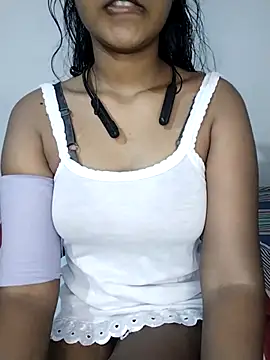 ASHANYA JAYASOORIYA online show from March 20, 12:39 pm