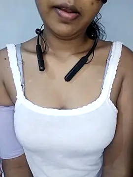 ASHANYA JAYASOORIYA online show from February 26, 4:34 am