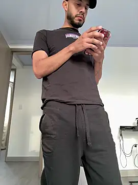 Snapshot of katasanz chatting on April 23, 12:00 pm katasanz online show from April 23, 12:00 pm
