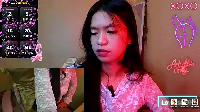 Luna Moonfang online show from May 29, 2:45 pm