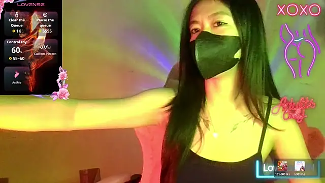 Luna Moonfang online show from May 13, 3:24 am