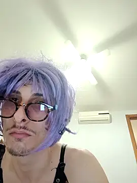 Vaccachecola online show from April 10, 11:12 pm