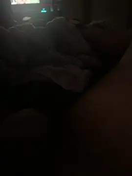 Snapshot of kakarot241515 chatting on February 19, 9:01 pm kakarot241515 online show from February 19, 9:01 pm