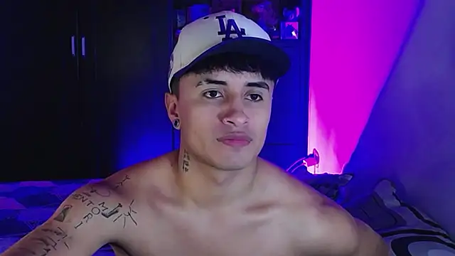 Jhon Sara online show from March 2, 3:40 am