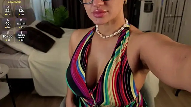 key of lust online show from May 3, 1:33 am