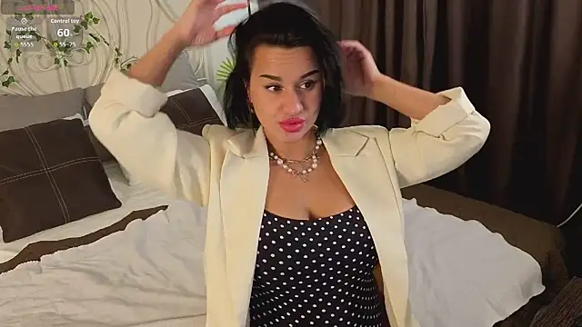 key of lust online show from May 12, 1:57 am