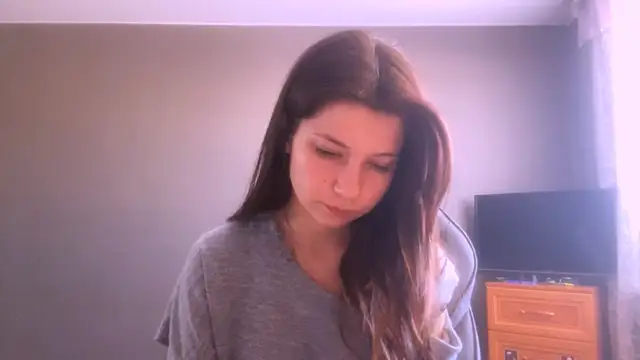 LunnaBliss online show from March 22, 9:44 am