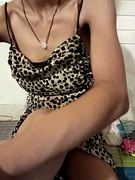 slim figure08 online show from April 27, 10:08 pm