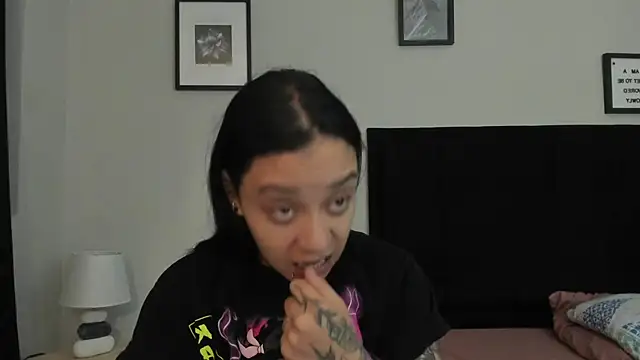 sabbrand0111 online show from March 20, 6:09 pm