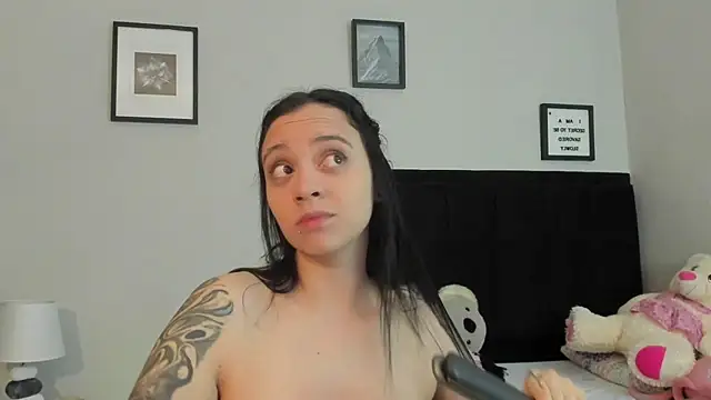 sabbrand0111 online show from April 12, 8:01 pm