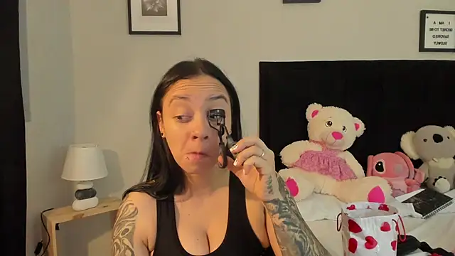 sabbrand0111 online show from March 12, 6:56 pm