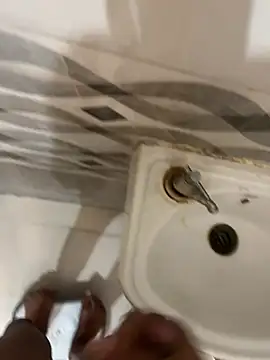 swaggyboii online show from April 7, 9:33 am