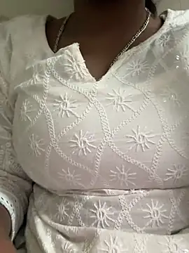 meenu cuties online show from March 19, 1:11 pm