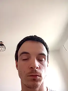 thom7246 online show from March 29, 3:24 pm