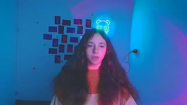 KissMeJulia online show from March 22, 6:26 am