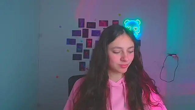 KissMeJulia online show from April 23, 5:36 am