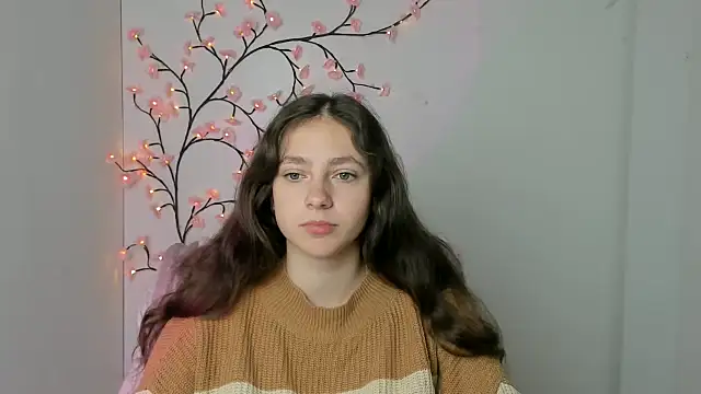 KissMeJulia online show from May 17, 5:18 am