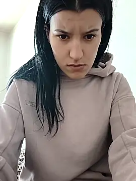 Snapshot of pussi12 chatting on February 19, 1:52 pm pussi12 online show from February 19, 1:52 pm