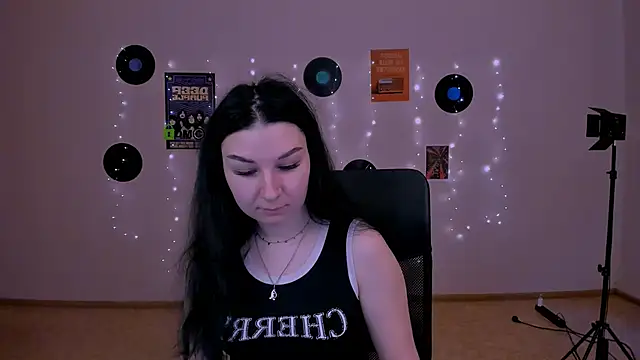 olivia rage online show from February 25, 9:31 am