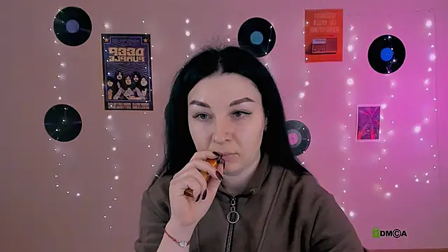 olivia rage online show from February 23, 9:10 am