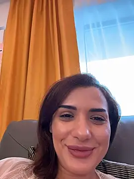 NaughtyChloeee online show from March 27, 5:38 am