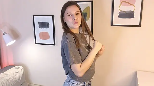 Snapshot of Mili_Gernat chatting on February 28, 8:58 am Mili Gernat online show from February 28, 8:58 am