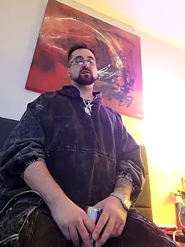 LargeLith online show from April 7, 9:27 pm