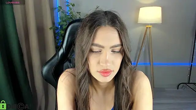 Adele Lanea online show from March 6, 8:09 am