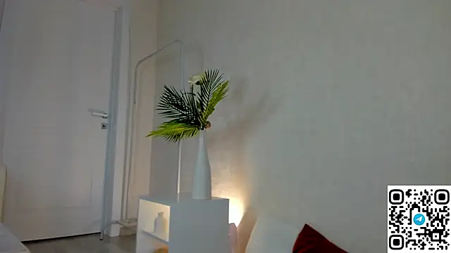 Adele Lanea online show from March 31, 9:00 am