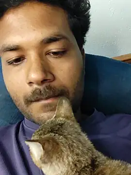 Snapshot of Cummt_boy chatting on February 24, 3:51 am Cummt boy online show from February 24, 3:51 am