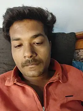 Snapshot of Cummt_boy chatting on February 20, 2:08 am Cummt boy online show from February 20, 2:08 am