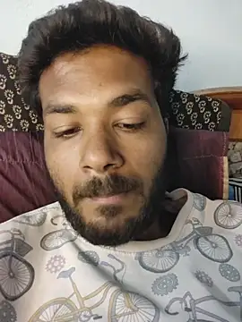 Snapshot of Cummt_boy chatting on February 18, 4:21 am Cummt boy online show from February 18, 4:21 am