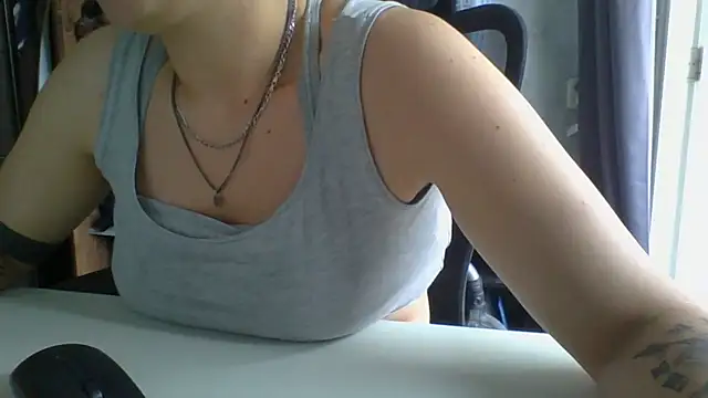 Snapshot of Geileboef28 chatting on June 30, 8:36 am Geileboef28 online show from June 30, 8:36 am