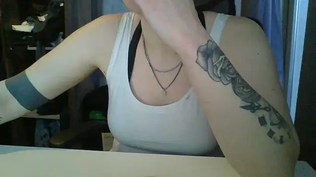 Geileboef28 online show from April 8, 5:09 am