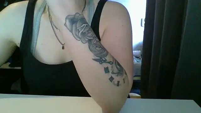 Geileboef28 online show from April 14, 11:59 am