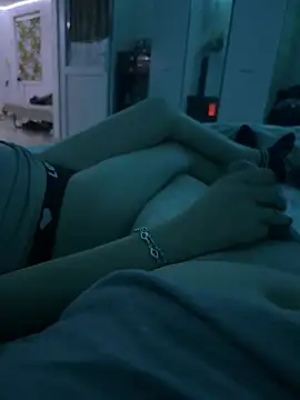 Snapshot of PerfectCoupleXxx chatting on February 20, 10:33 pm PerfectCoupleXxx online show from February 20, 10:33 pm