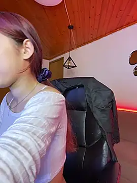 Maraia pink18 online show from March 17, 4:32 pm