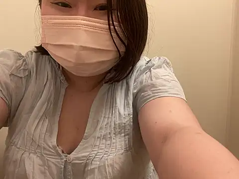 Snapshot of Natsu_0012 chatting on July 21, 6:48 am Natsu 0012 online show from July 21, 6:48 am