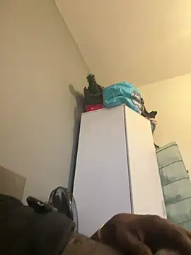 Snapshot of neycrystal001 chatting on February 25, 8:58 am neycrystal001 online show from February 25, 8:58 am