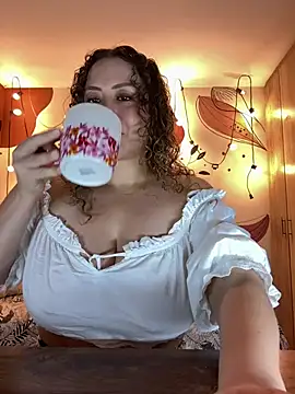 Elisabeth-rodriguez online show from April 14, 11:26 am