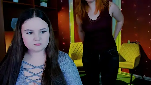 polly-cute online show from April 9, 12:56 am