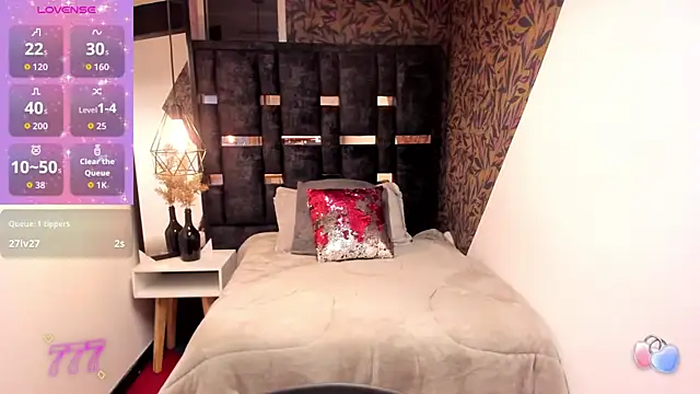 Sofi Blake   online show from March 31, 12:45 am