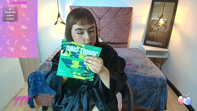 Sofi Blake   online show from April 8, 12:50 pm