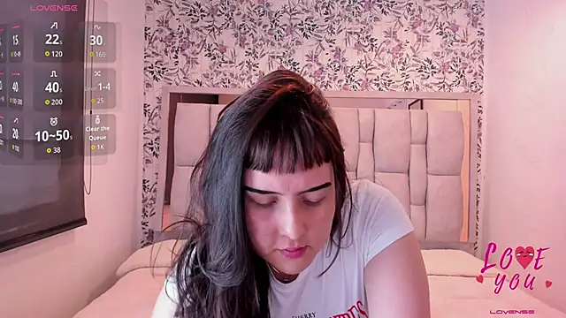 Sofi Blake   online show from May 4, 11:57 am