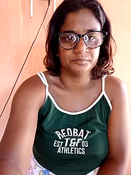 Snapshot of indianstrawberrylips4u chatting on February 28, 6:46 am indianstrawberrylips4u online show from February 28, 6:46 am