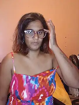 indianstrawberrylips4u online show from May 21, 5:16 am