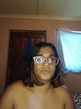 indianstrawberrylips4u online show from June 3, 6:03 am