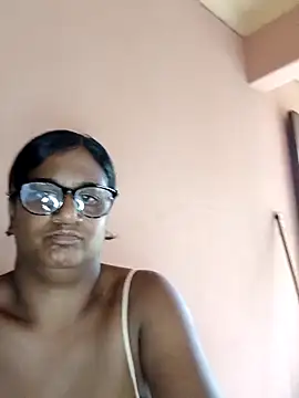 Snapshot of indianstrawberrylips4u chatting on February 22, 3:13 pm indianstrawberrylips4u online show from February 22, 3:13 pm