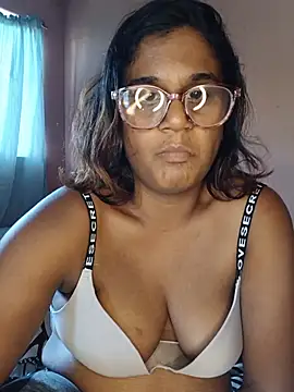 Snapshot of indianstrawberrylips4u chatting on July 1, 1:33 pm indianstrawberrylips4u online show from July 1, 1:33 pm